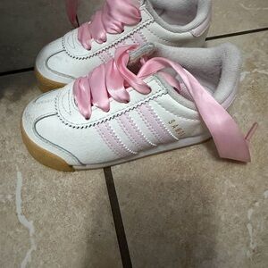 Toddler adidas pink